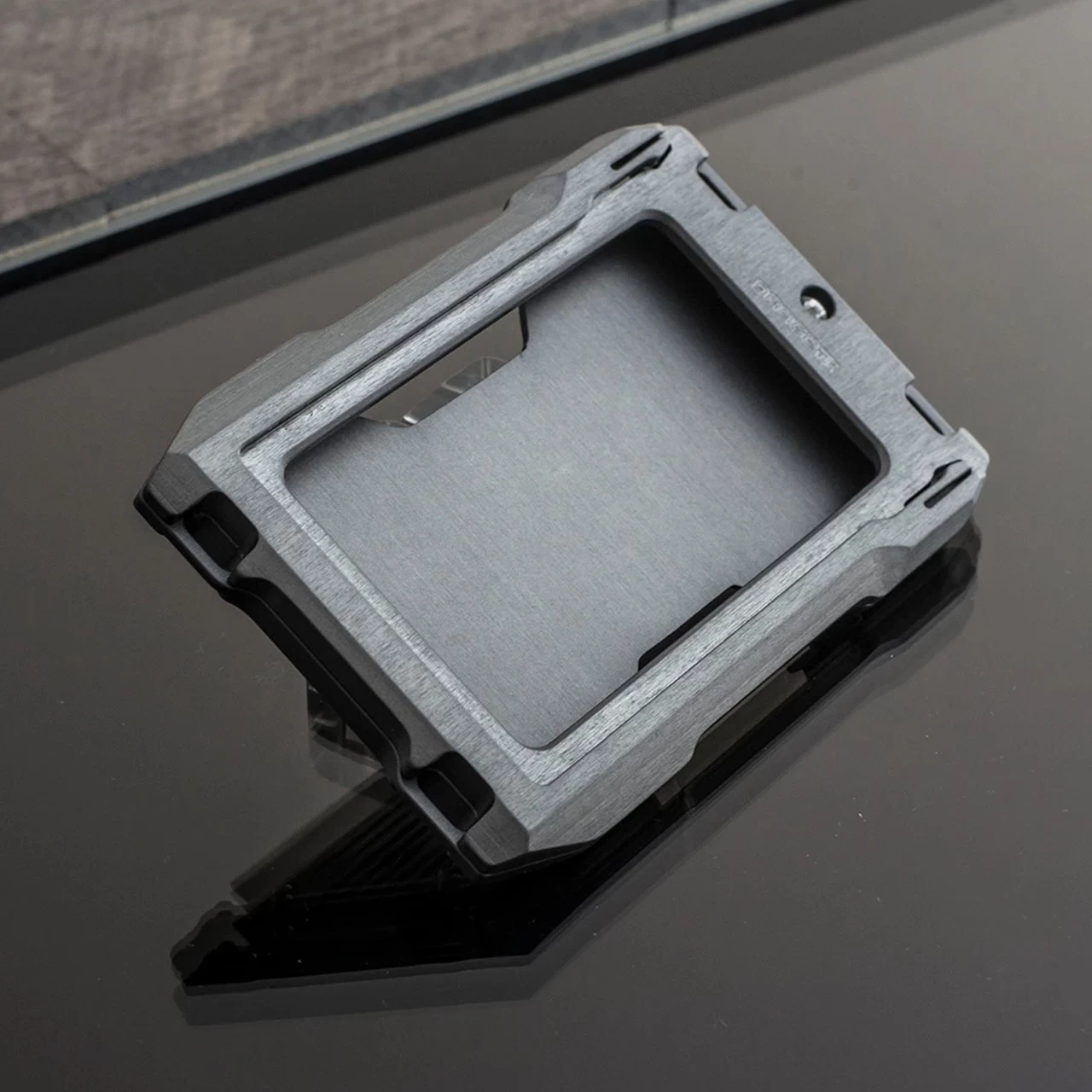 Dango A10 Adapt Wallet 3 Dango A10 Adapt Wallet