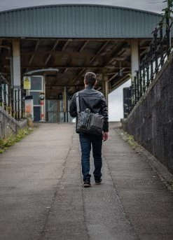 Magforce Recruit Briefcase Waxed Canvas -Outdoor Products Sale MF W0343 Boutdoor4 34256.1689852909.1280.1280 87622.1689945535