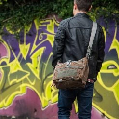 Magforce Gemini Sling Bag Waxed Canvas -Outdoor Products Sale MF W0498 BRoutdoor2 51307.1689846937.1280.1280 55757.1689945485