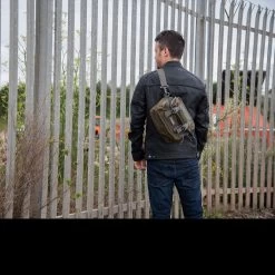 Magforce Survivor Shoulder Bag Waxed Canvas -Outdoor Products Sale MF W0499 Boutdoor5 85574.1689844326.1280.1280 93941.1689945396