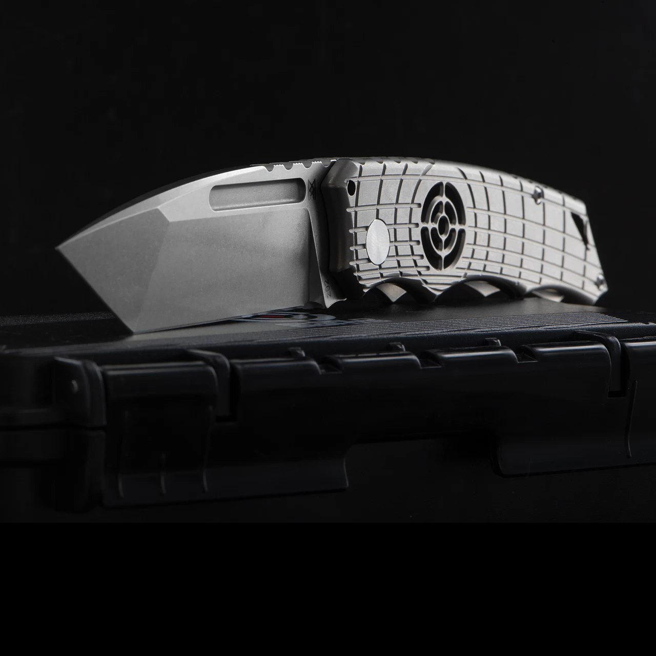 Midgards-Messer Shield Sights Folding Knife 4 Midgards-Messer Shield Sights Folding Knife - Image 2